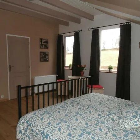 Chambres D'hotes La Tulipe Bed & Breakfast Champdray