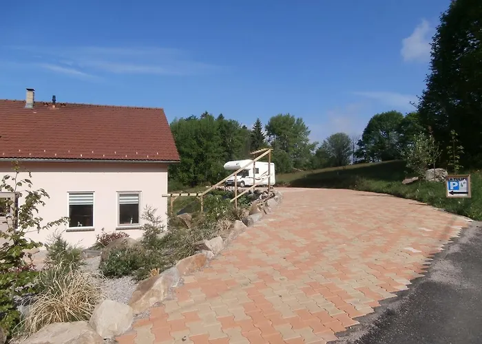 Chambres D'hotes La Tulipe Bed & Breakfast Champdray